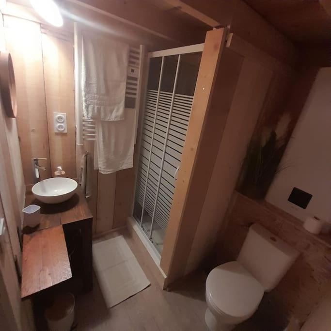 La Cabane En Bois Tourves Dış mekan fotoğraf