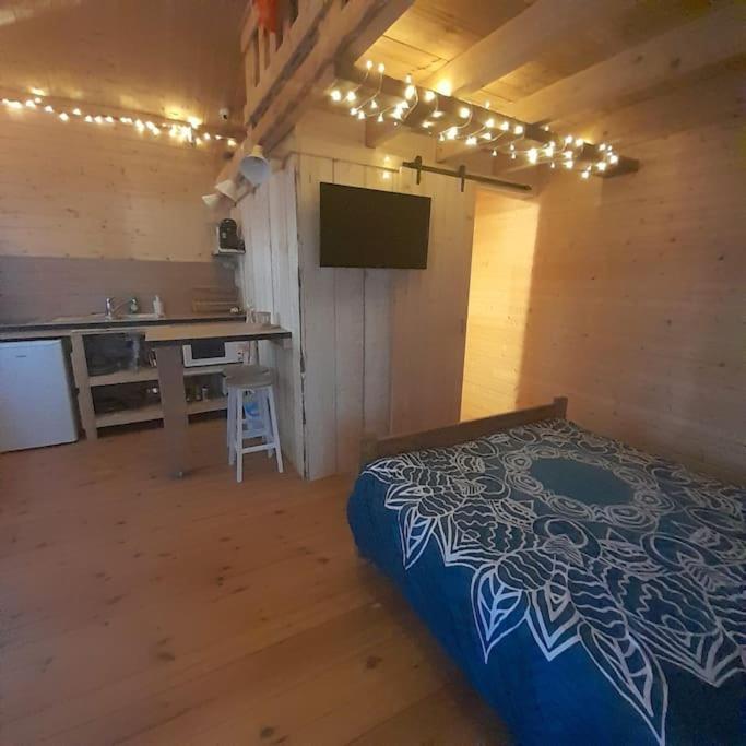 La Cabane En Bois Tourves Dış mekan fotoğraf